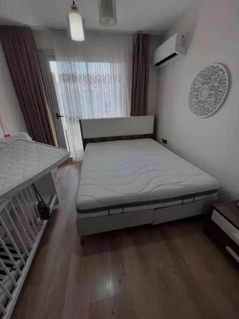 Çift kişilik yatak — Bayraklı, Konak, İzmir